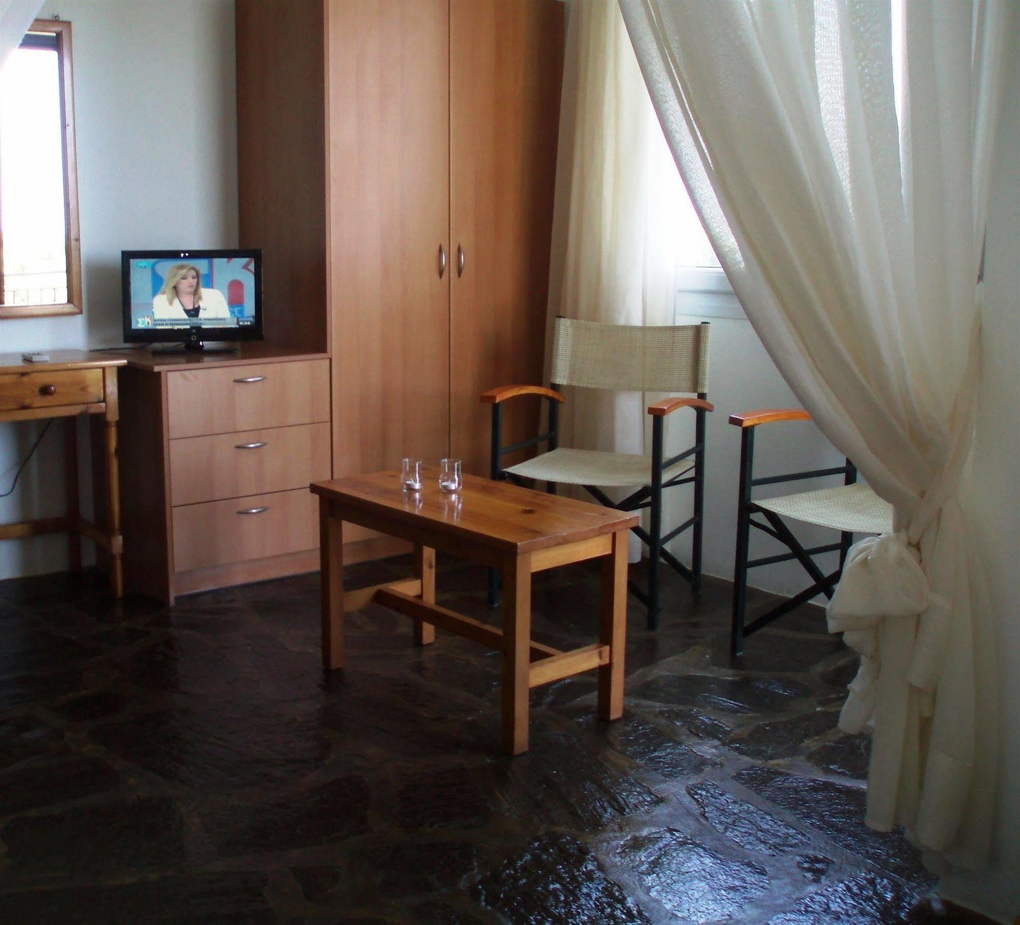 Scorpios Hotel & Suites Самос Экстерьер фото